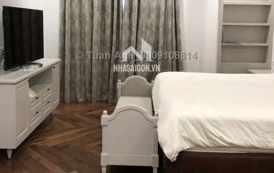 Bán Penthouse Masteri Thảo Điền, Q.2, 250m2, 3PN, sổ hồng, giá 38 tỷ. LH: 0909108814